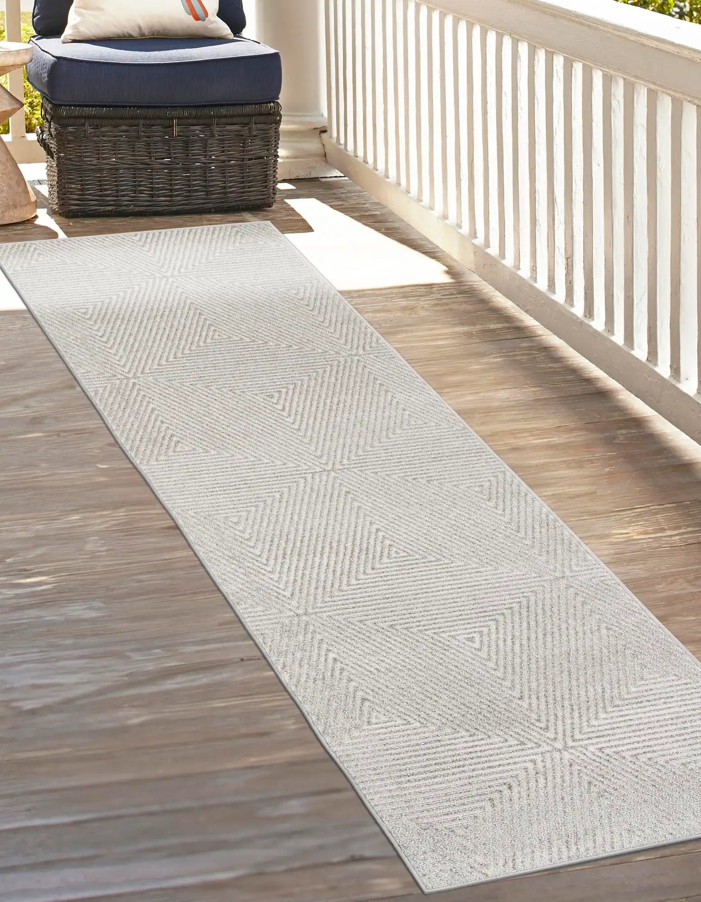 Gray Sabrina Soto Indoor/Outdoor Runner Rug