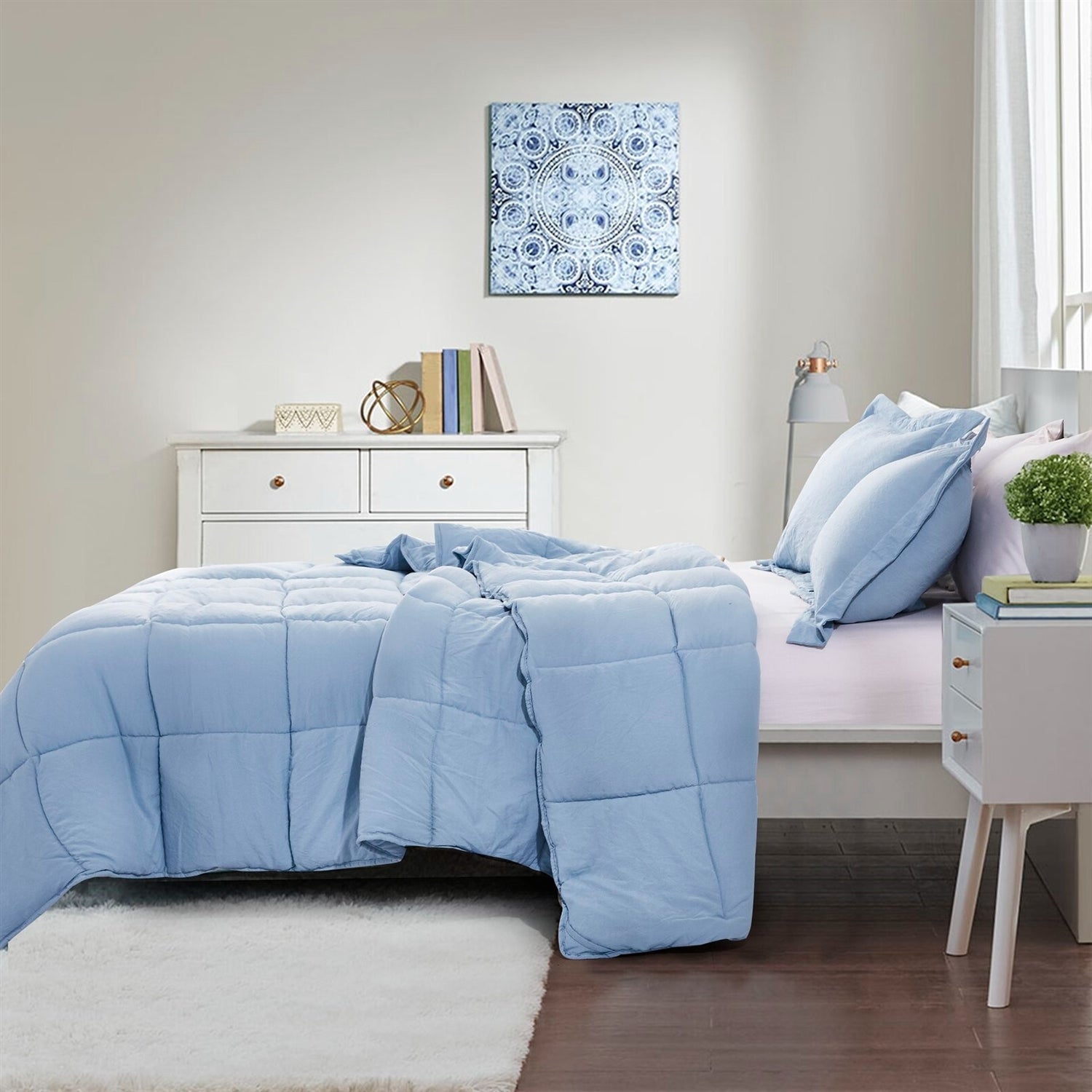 Bedroom > Comforters And Sets - Queen Size Blue 3 Piece Microfiber Reversible Comforter Set