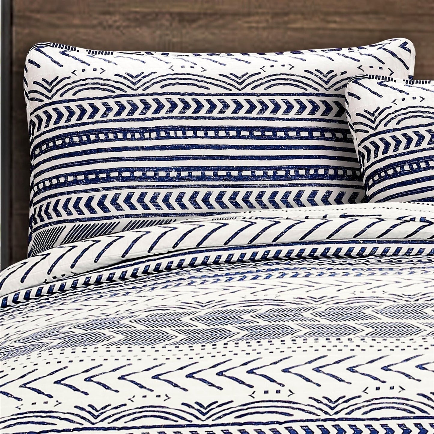 Bedroom > Quilts & Blankets - 3 Piece Scandinavian Blue White Reversible Cotton Set In Full/Queen