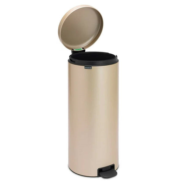 Kitchen > Trash Cans & Recycle Bins - Stainless Steel 8-Gallono Kitchen Trash Can With Step On Lid In Champagne Gold