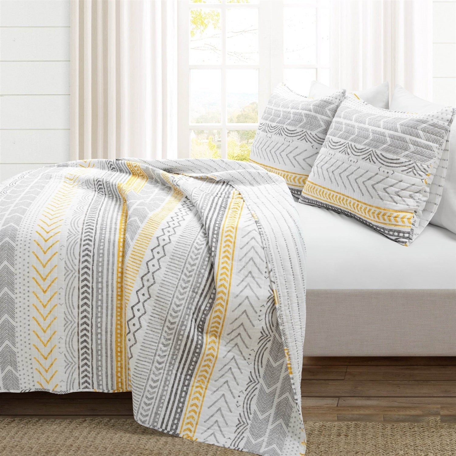 Bedroom > Quilts & Blankets - Full/Queen Scandinavian Grey/Yellow Reversible Cotton Quilt Set