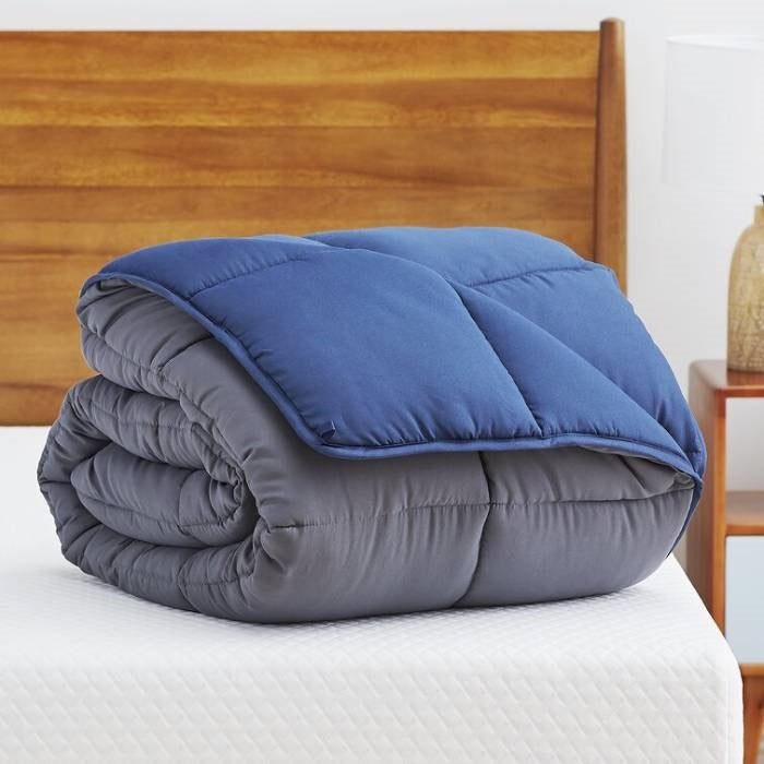 Bedroom > Comforters And Sets - Full All Seasons Grey/Navy Reversible Polyester Down Alternative Comforter