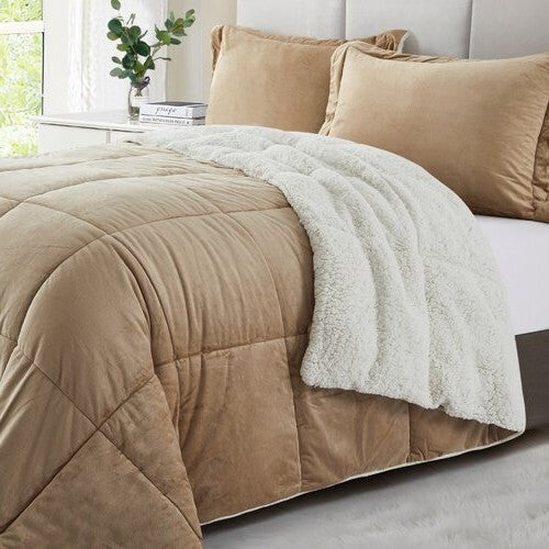 Bedroom > Comforters And Sets - King Plush Microfiber Reversible Comforter Set In Gold