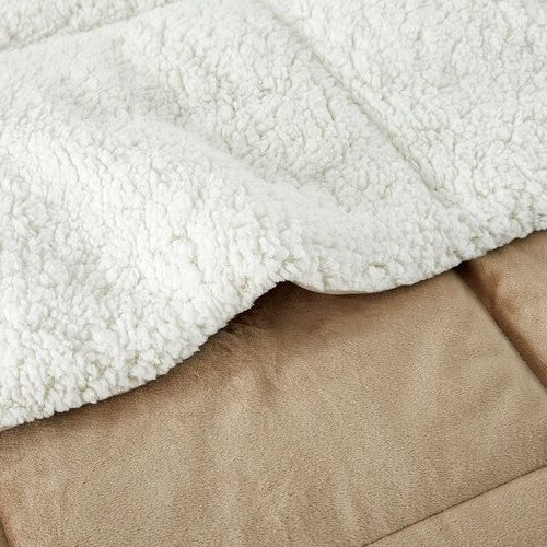Bedroom > Comforters And Sets - Queen Plush Microfiber Reversible Comforter Set In Gold