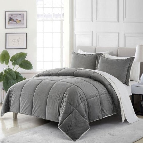 Bedroom > Comforters And Sets - King Plush Microfiber Reversible Comforter Set In Grey