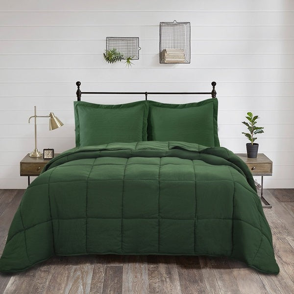 Bedroom > Comforters And Sets - Queen Size Green 3 Piece Microfiber Reversible Comforter Set