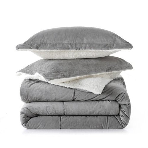 Bedroom > Comforters And Sets - Queen Plush Microfiber Reversible Comforter Set In Grey