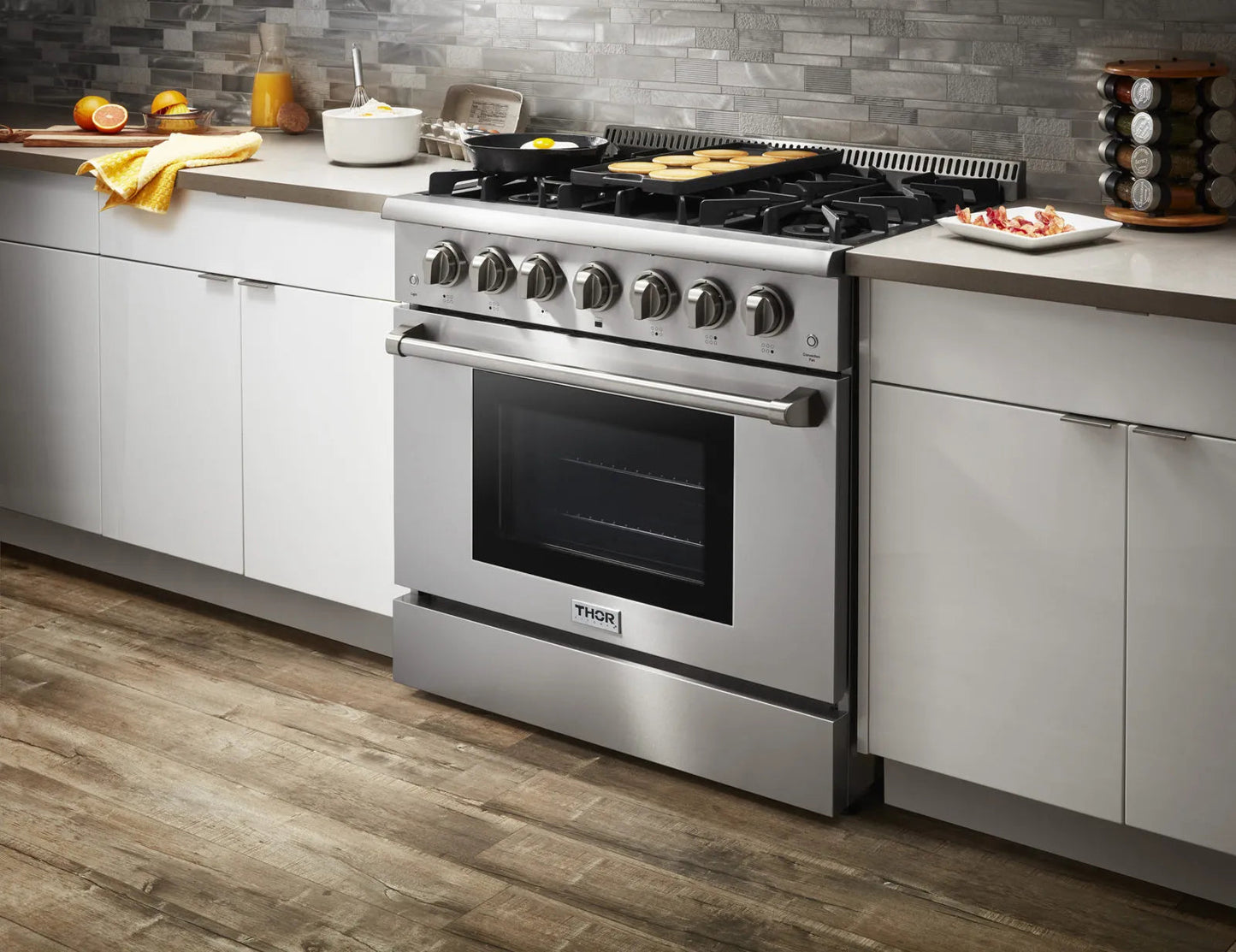 Thor 36 Inch Professional Dual Fuel Range In Stainless Steel