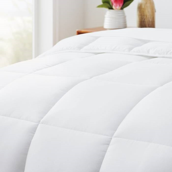 Bedroom > Comforters And Sets - King Size Cozy All Seasons Plush White Polyester Down Alternative Comforter