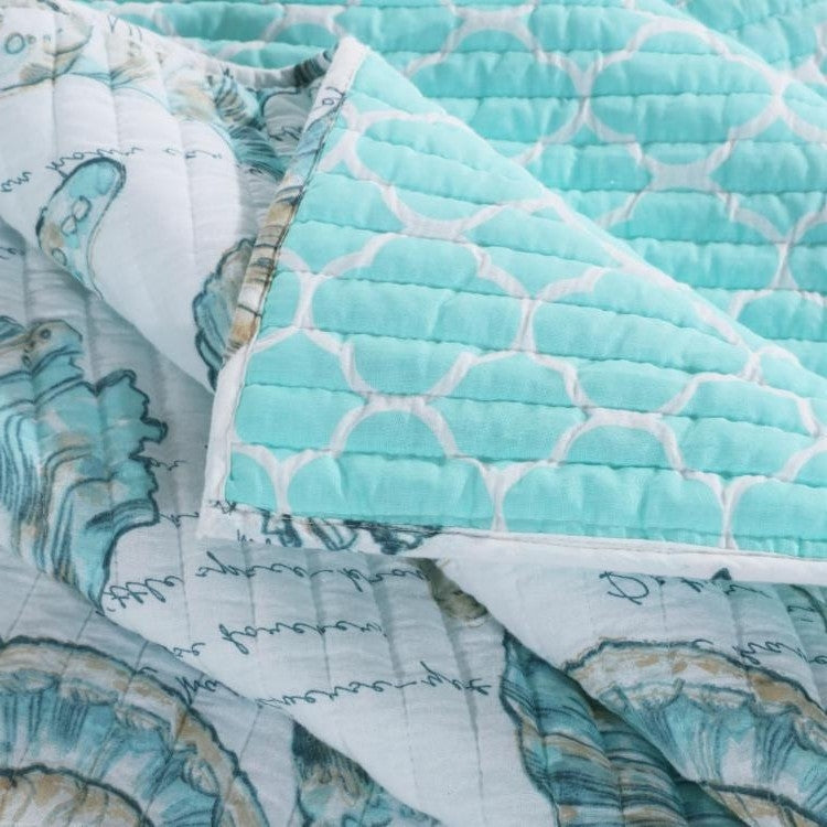 Bedroom > Quilts & Blankets - King Size Coastal Seashells 3 Piece White Teal Polyester Reversible Quilt Set
