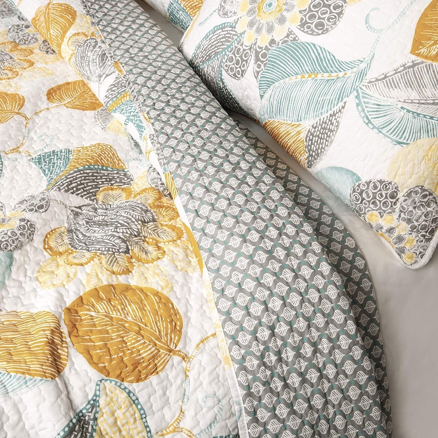 3 Piece Reversible Yellow Grey Floral Cotton Quilt Set in King Size-Novel Home