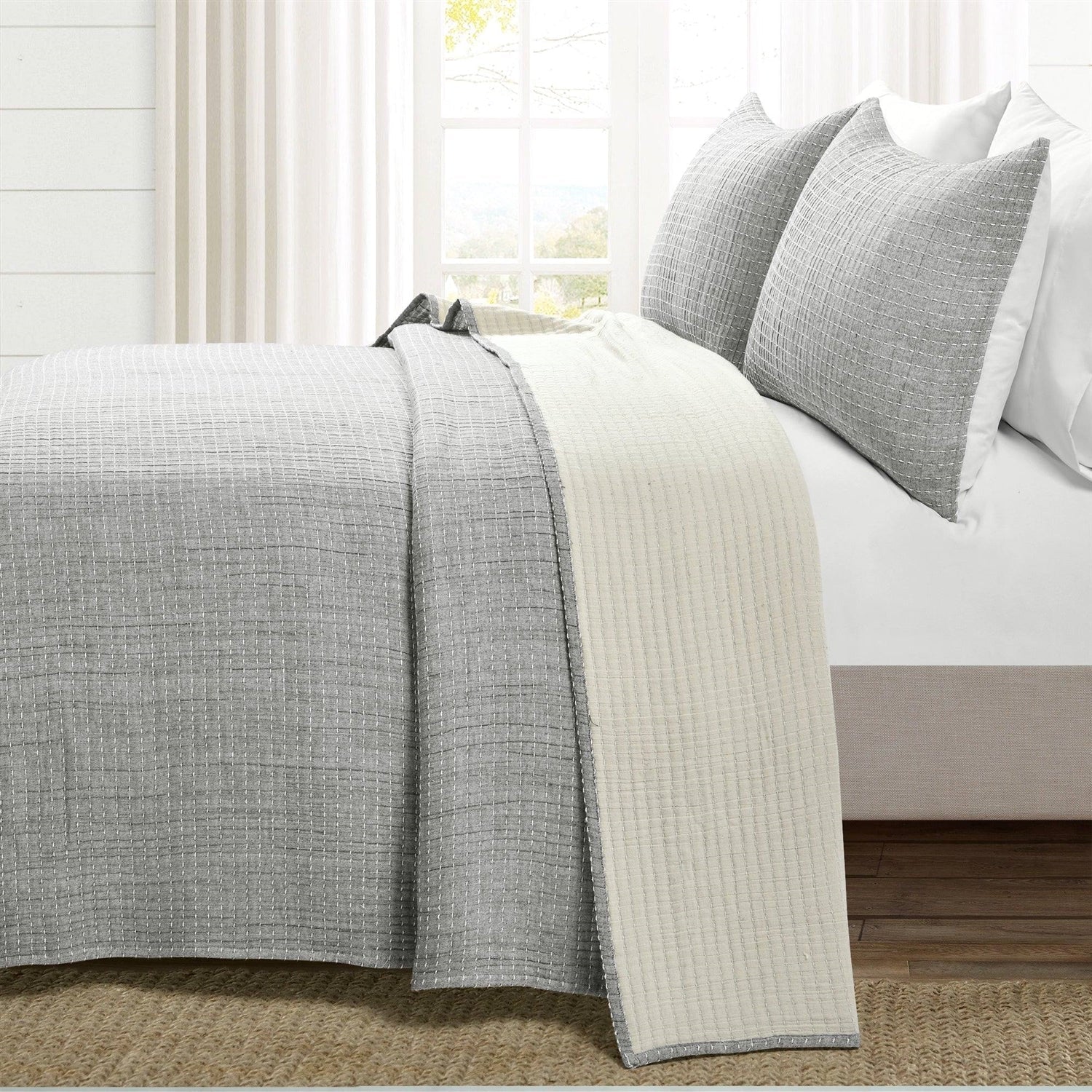 Bedroom > Quilts & Blankets - King Size 3-Piece Reversible Cotton Yarn Woven Coverlet Set In Grey Cream