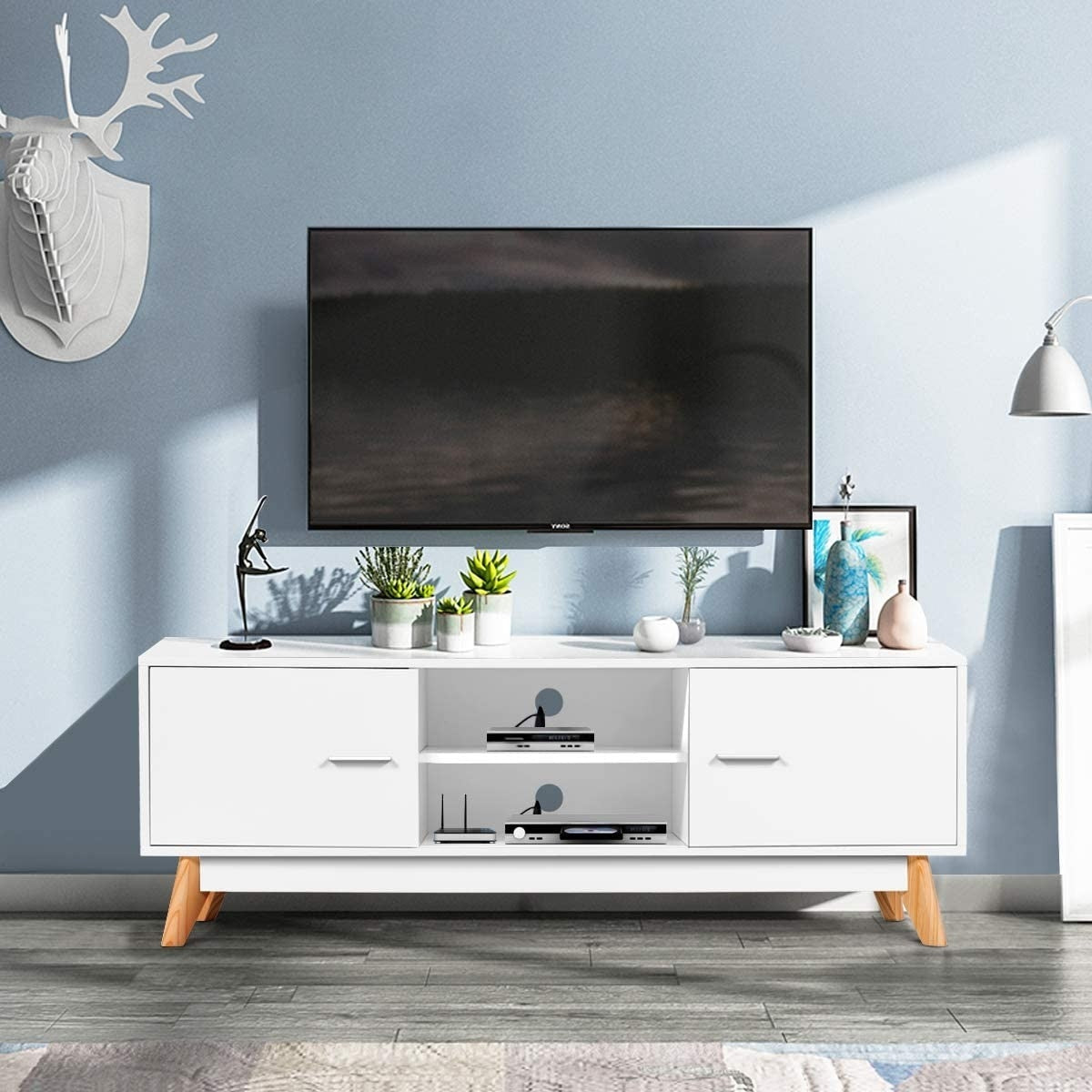 Living Room > TV Stands And Entertainment Centers - Modern 55-inch Solid Wood TV Stand In White Finish And Mid-Century Legs