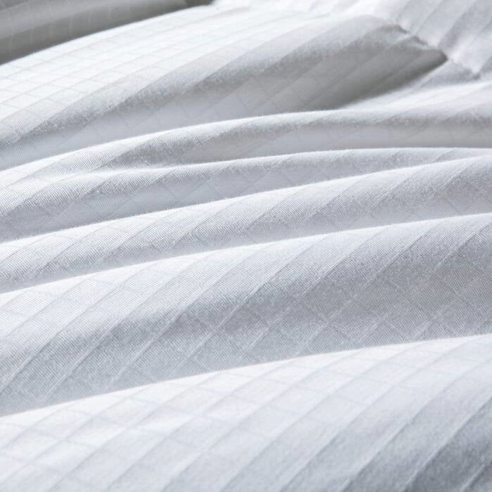 Bedroom > Comforters And Sets - Twin Size All Seasons Soft White Polyester Down Alternative Comforter