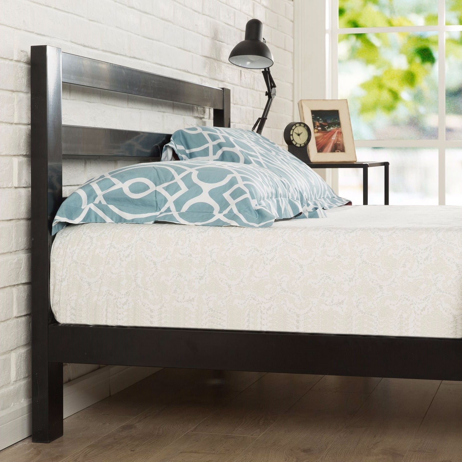 Bedroom > Bed Frames > Platform Beds - Twin Size Modern Metal Platform Bed Frame With Headboard And Wood Support Slats